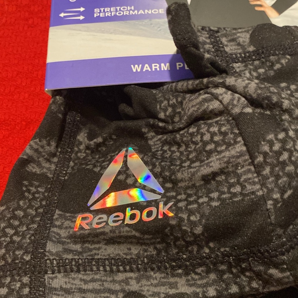 NWT-Reebok -medium - Picture 2 of 6